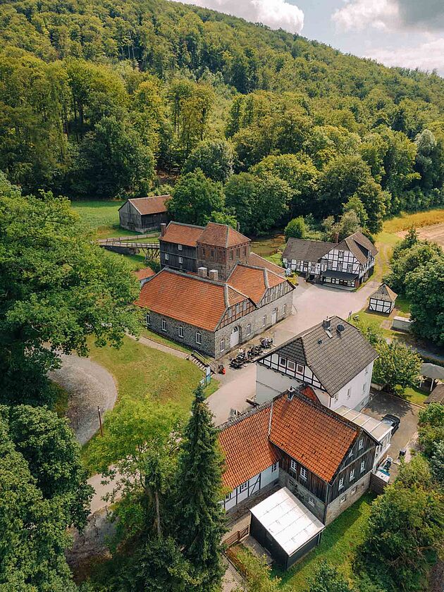 Luftbild der Luisenhütte im Märkischen Sauerland