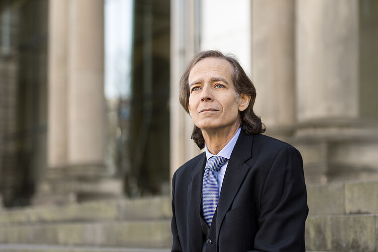 Pianist Menachem Har-Zahav