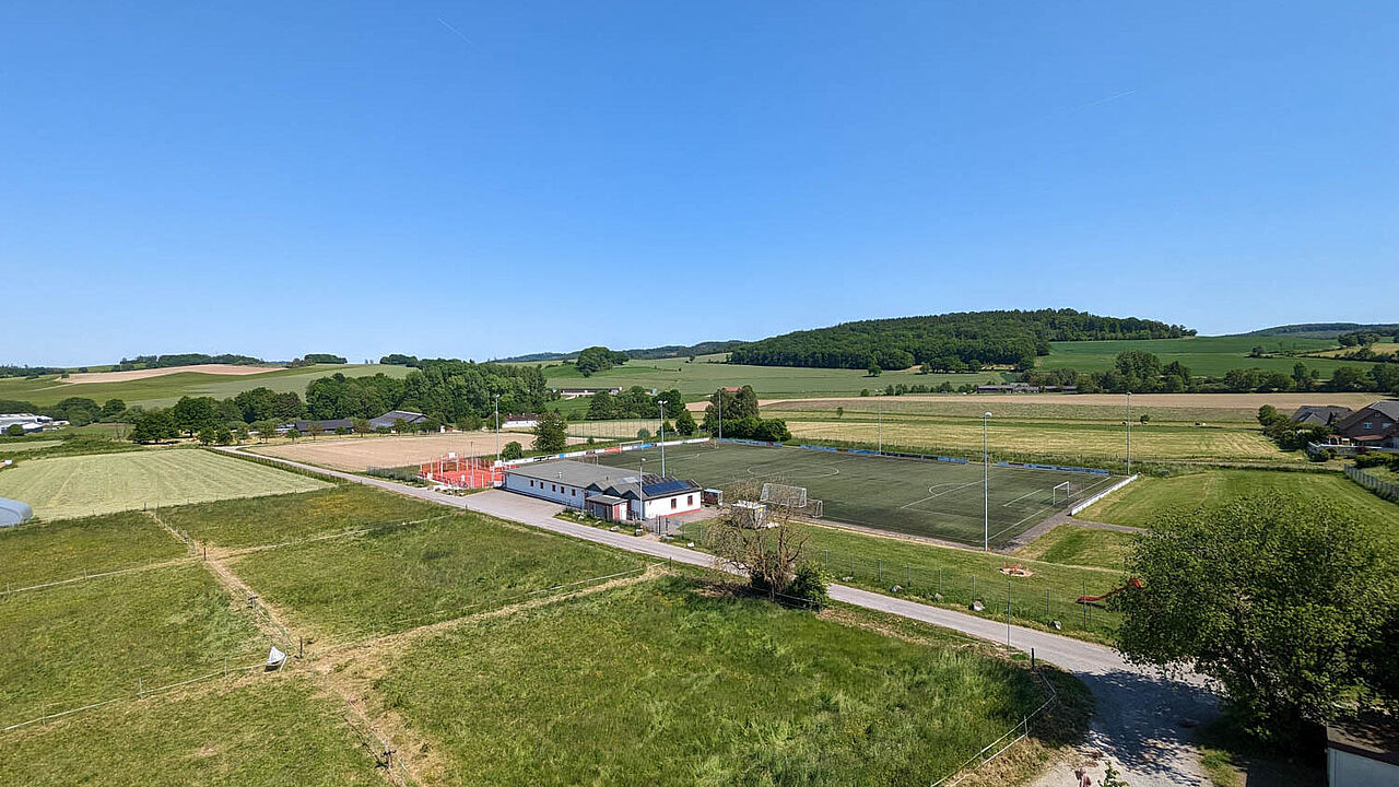 Historische Turmhügelburg Motte Neuenrade im Märkischen Sauerland Historische Turmhügelburg Motte Neuenrade im Märkischen Sauerland