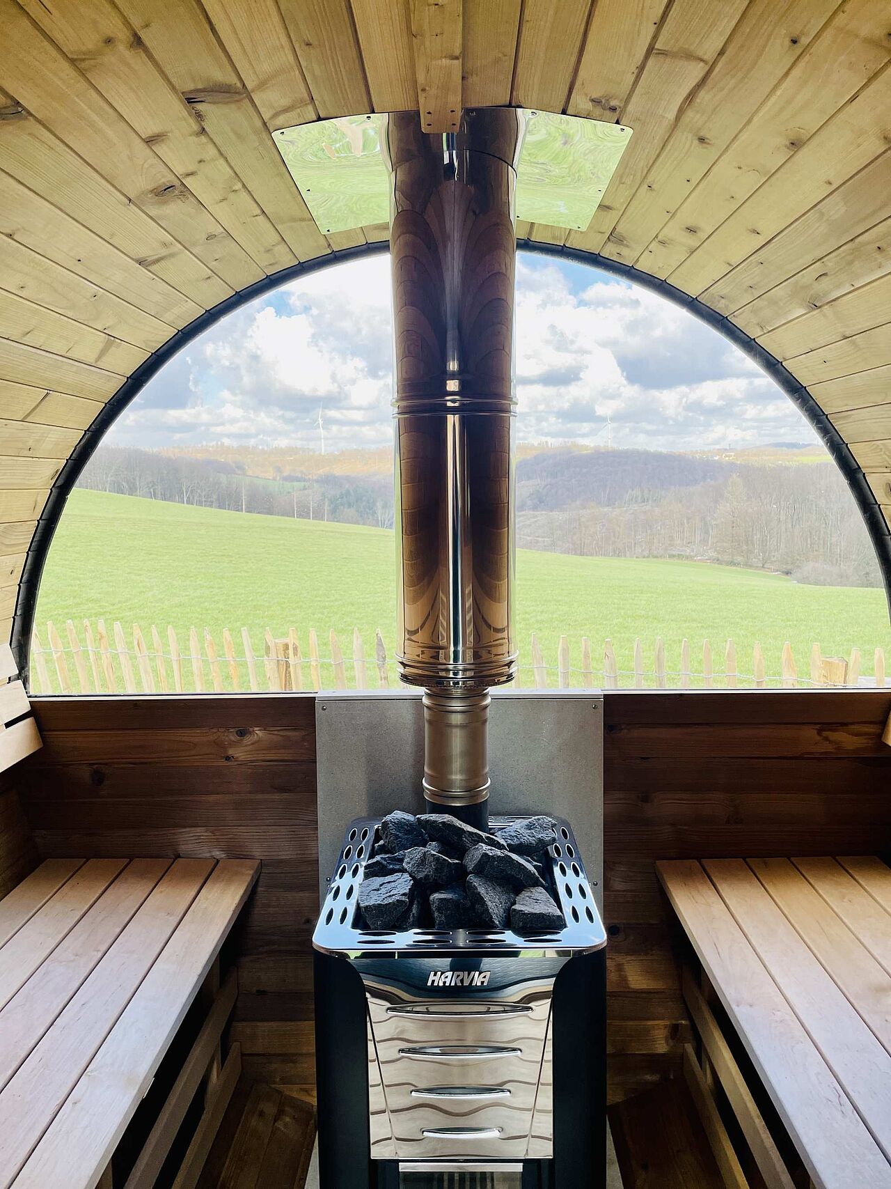 Der wunderschöne Panoramablick aus der Sauna Der wunderschöne Panoramablick aus der Sauna