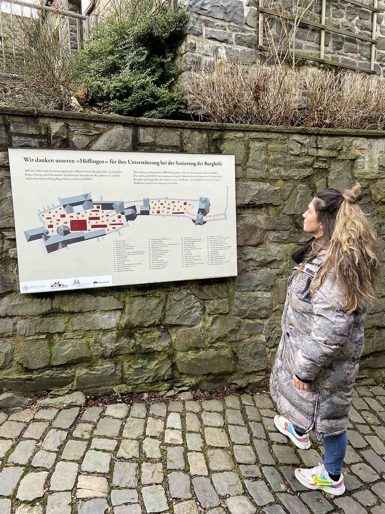 Mit der Karte der sanierten Burghöfe verliert man nicht den Überlick Mit der Karte der sanierten Burghöfe verliert man nicht den Überlick