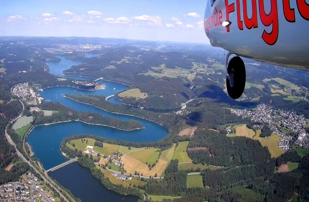 Flug über den Biggesee Flug über den Biggesee