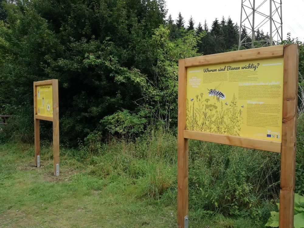 Die Infotafeln am Wegesrand Die Infotafeln am Wegesrand