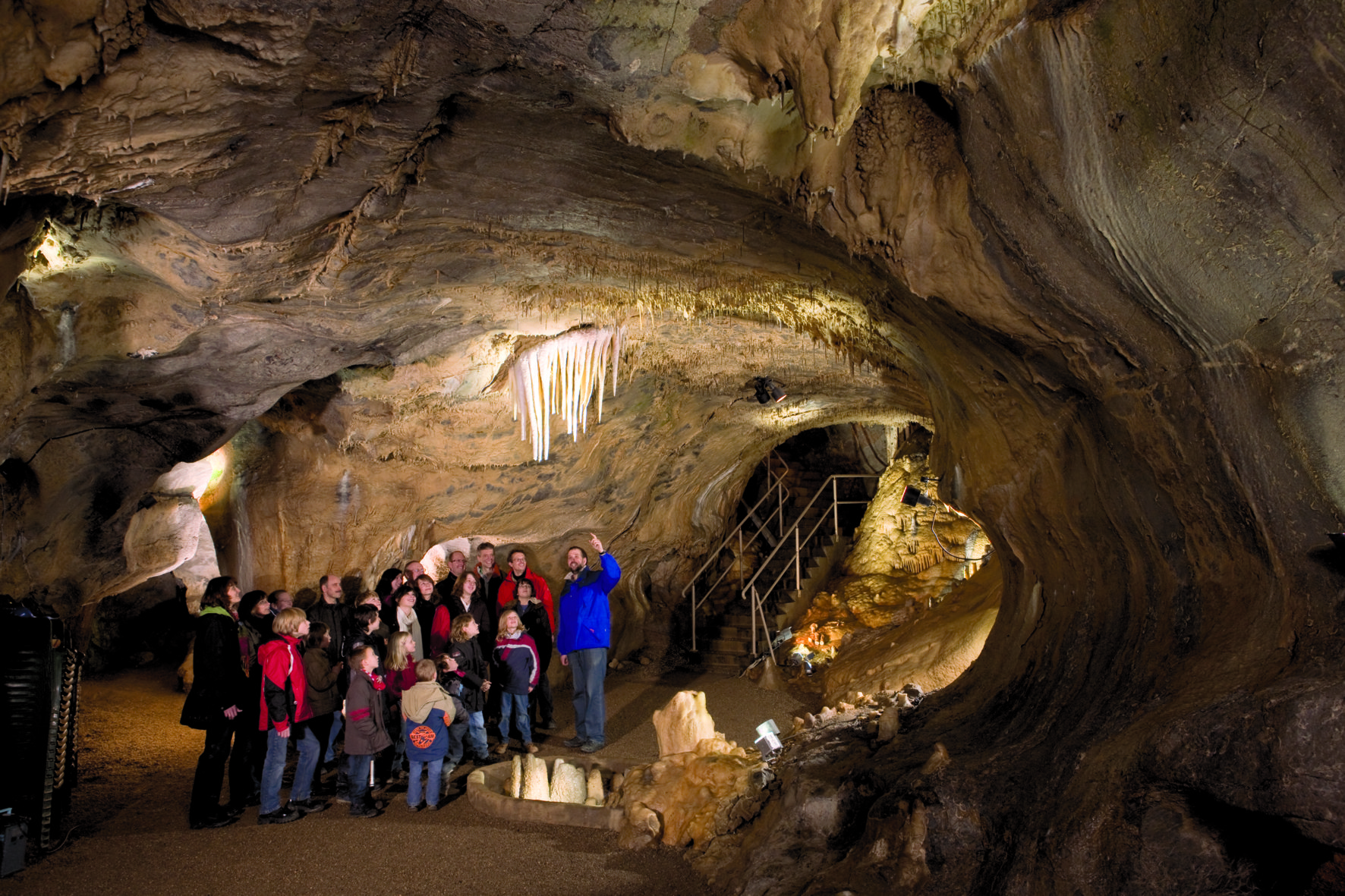 RTCDechenhöhle_Kanzelgrotte1.jpg RTCDechenhöhle_Kanzelgrotte1.jpg