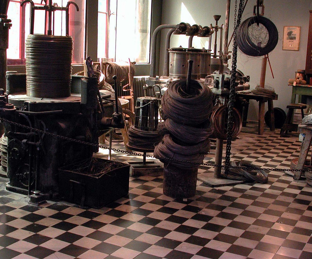 Historische Drahtziehmaschine Deutsches Drahtmuseu Historische Drahtziehmaschine Deutsches Drahtmuseu