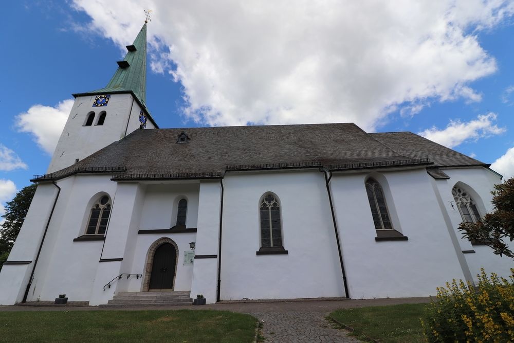 Historisches Bauwerk in Herscheid: die Kirche Historisches Bauwerk in Herscheid: die Kirche