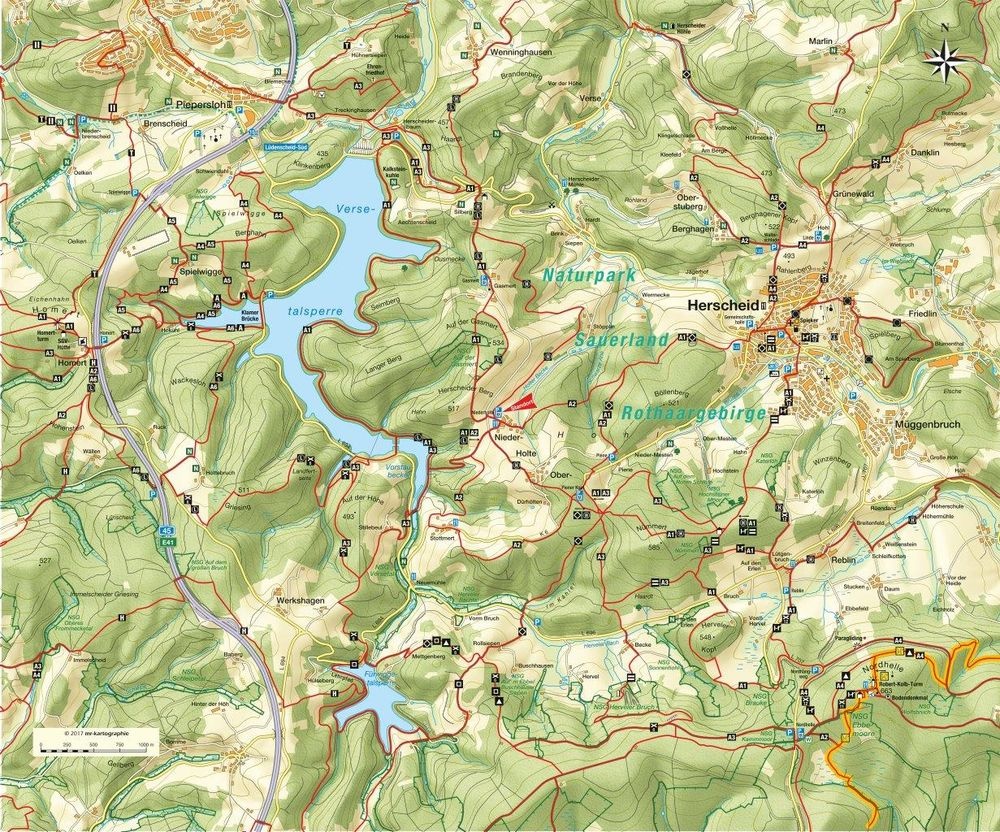 Wanderwegenetz am Wanderparkplatz Niederholte Wanderwegenetz am Wanderparkplatz Niederholte