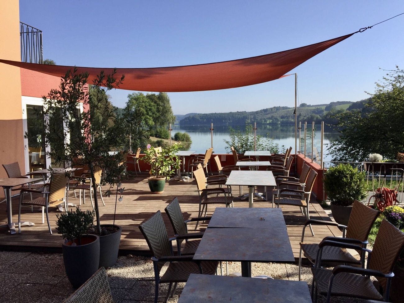 Terrasse mit Ausblick - © Hotel Restaurant Fischerheim Terrasse mit Ausblick - © Hotel Restaurant Fischerheim