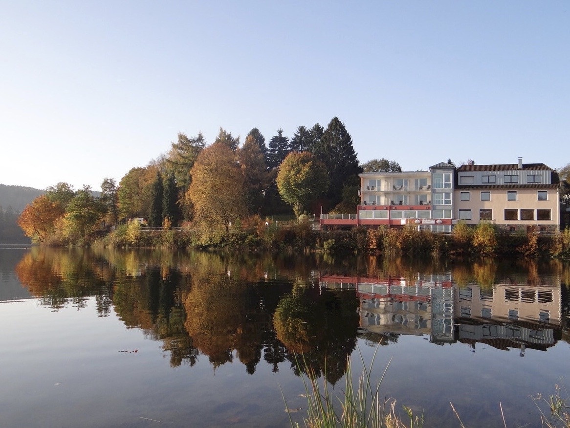 Blick auf das Hotel - © Hotel Restaurant Fischerheim Blick auf das Hotel - © Hotel Restaurant Fischerheim