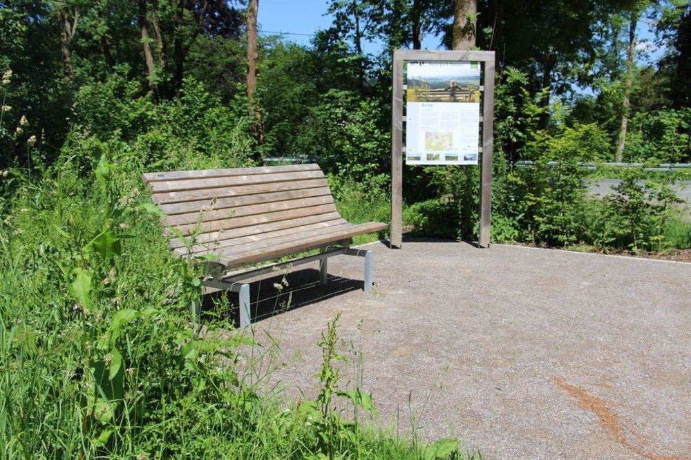 Rastplatz am Wanderparkplatz Borke Rastplatz am Wanderparkplatz Borke
