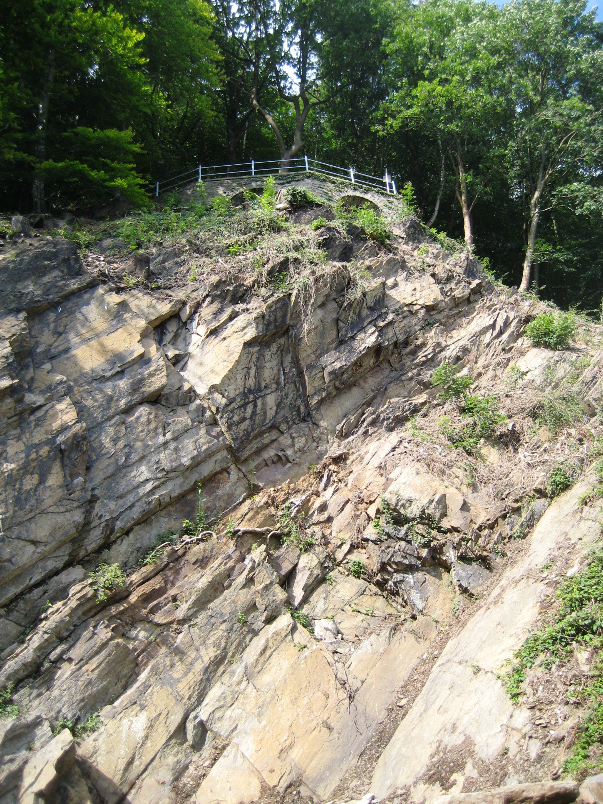 Werdohl_Kletterfelsen (13).jpg Werdohl_Kletterfelsen (13).jpg