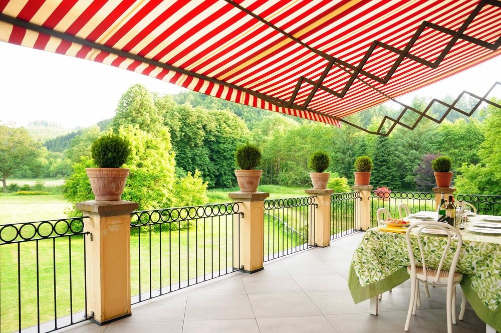 Terasse mit Blick in den Garten Terasse mit Blick in den Garten