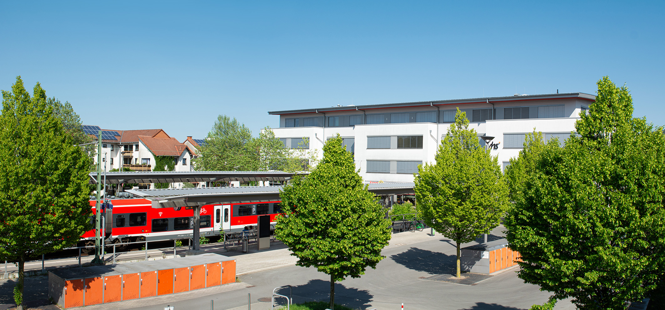 Bahnhof 2.jpg