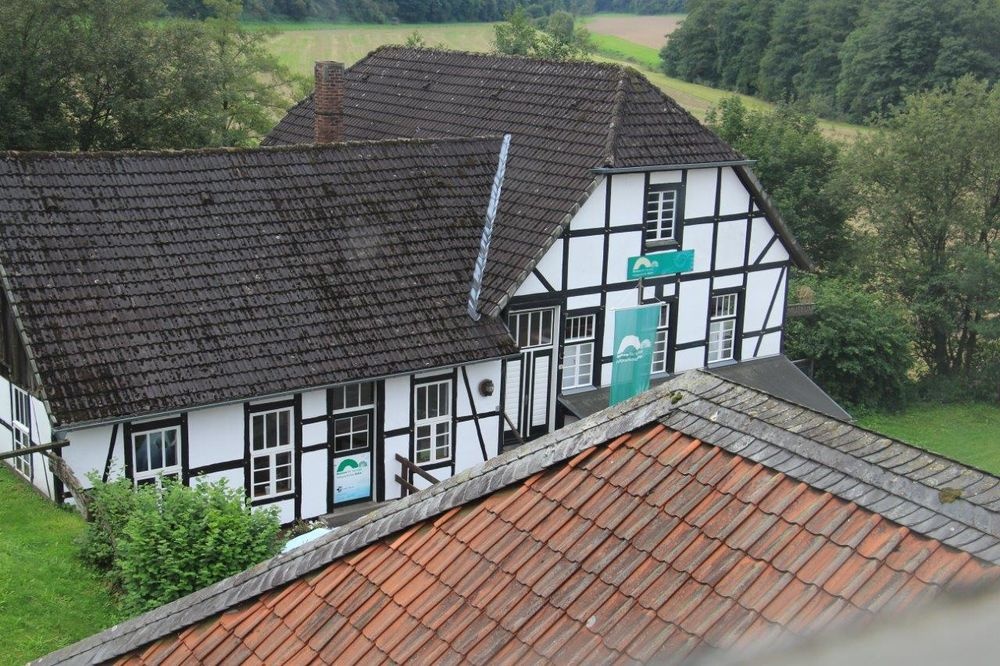 Blick auf das Museum für Vor- und Frühgeschichte B Blick auf das Museum für Vor- und Frühgeschichte B