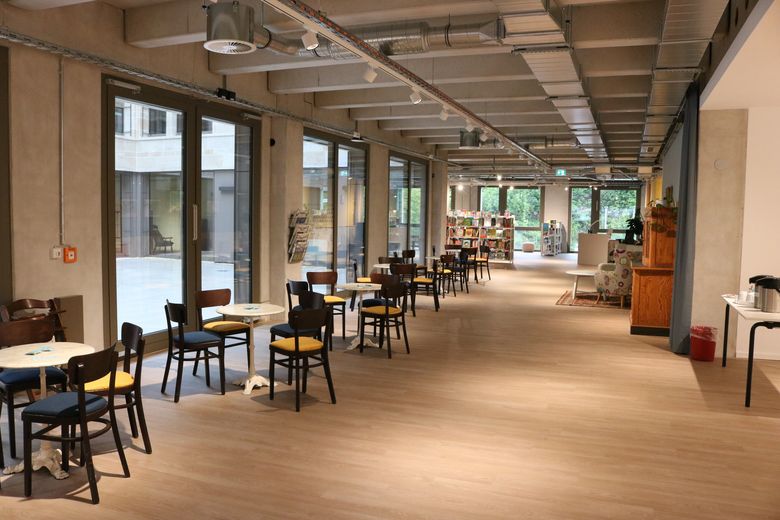 Dorte-Hilleke-Stadtbibliothek Menden, , Cafébereich