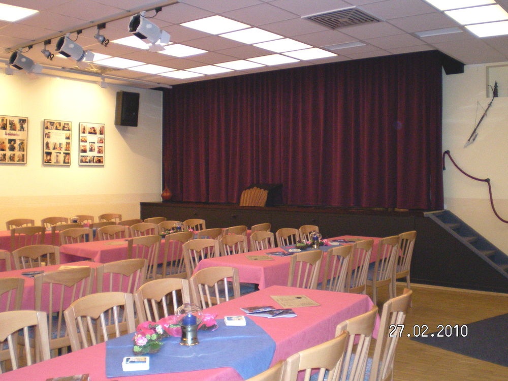 Theaterraum Theaterraum