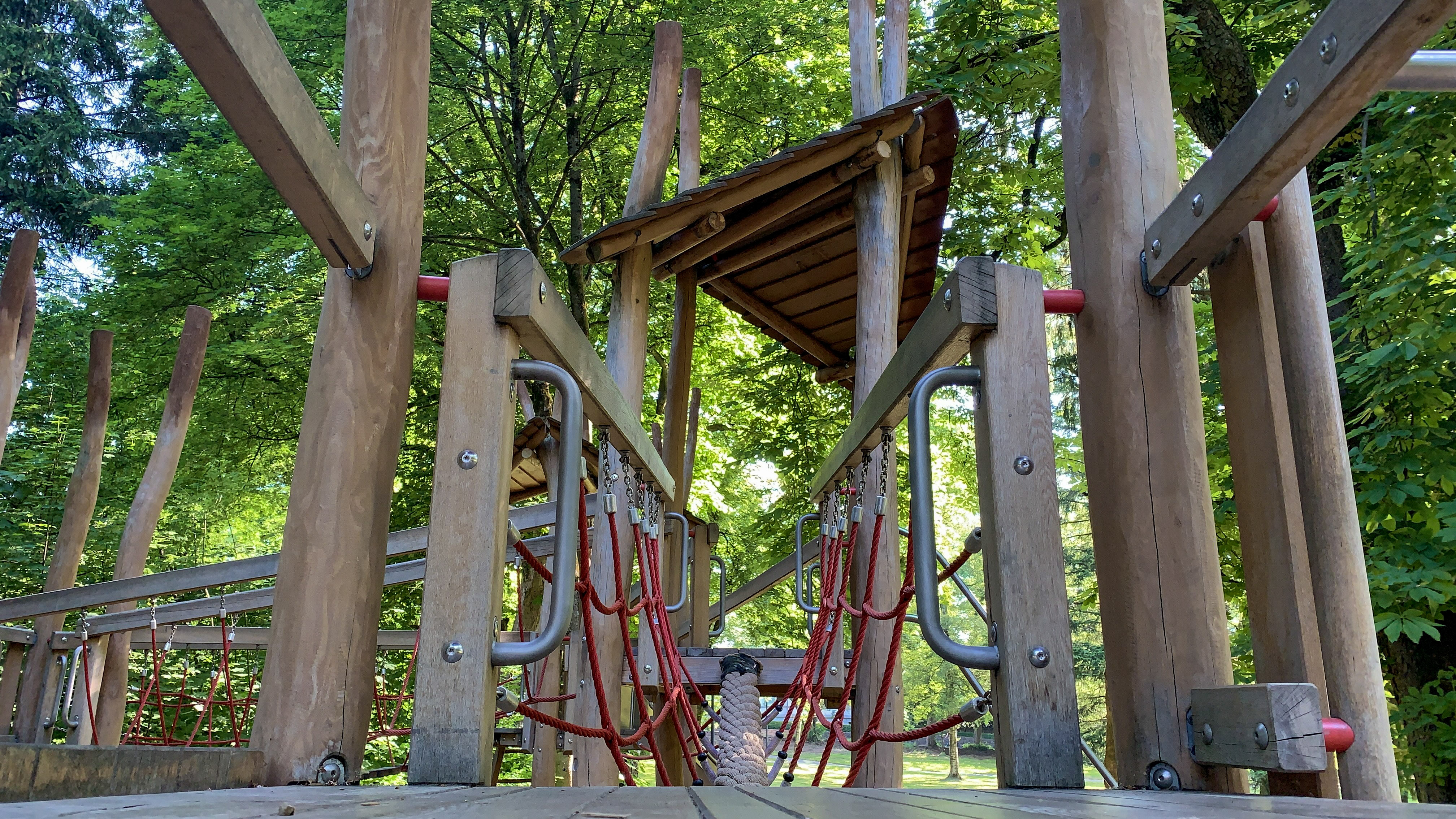 Baumhausspielplatz im Volkspark Meinerzhagen Baumhausspielplatz im Volkspark Meinerzhagen