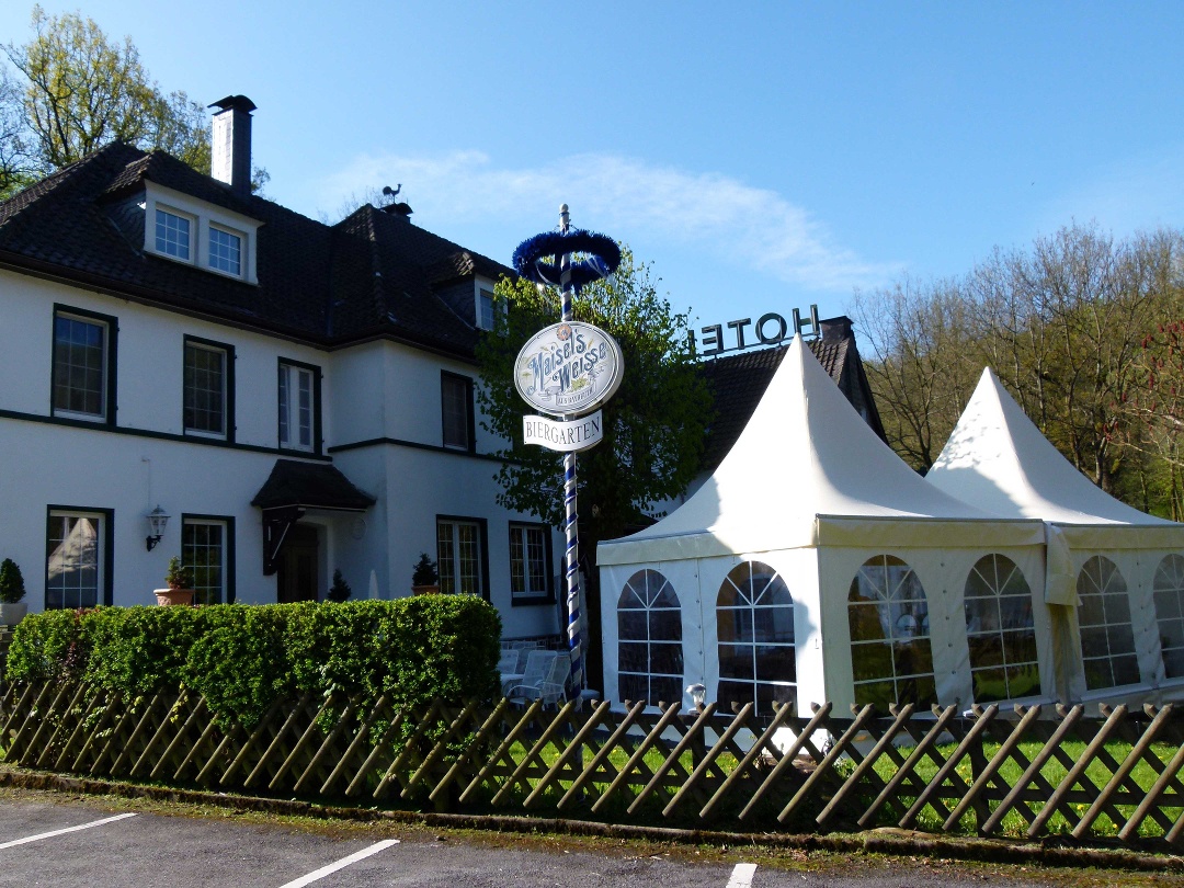 Garten mit Pavillon - © Landhotel Herscheider Mühle Garten mit Pavillon - © Landhotel Herscheider Mühle