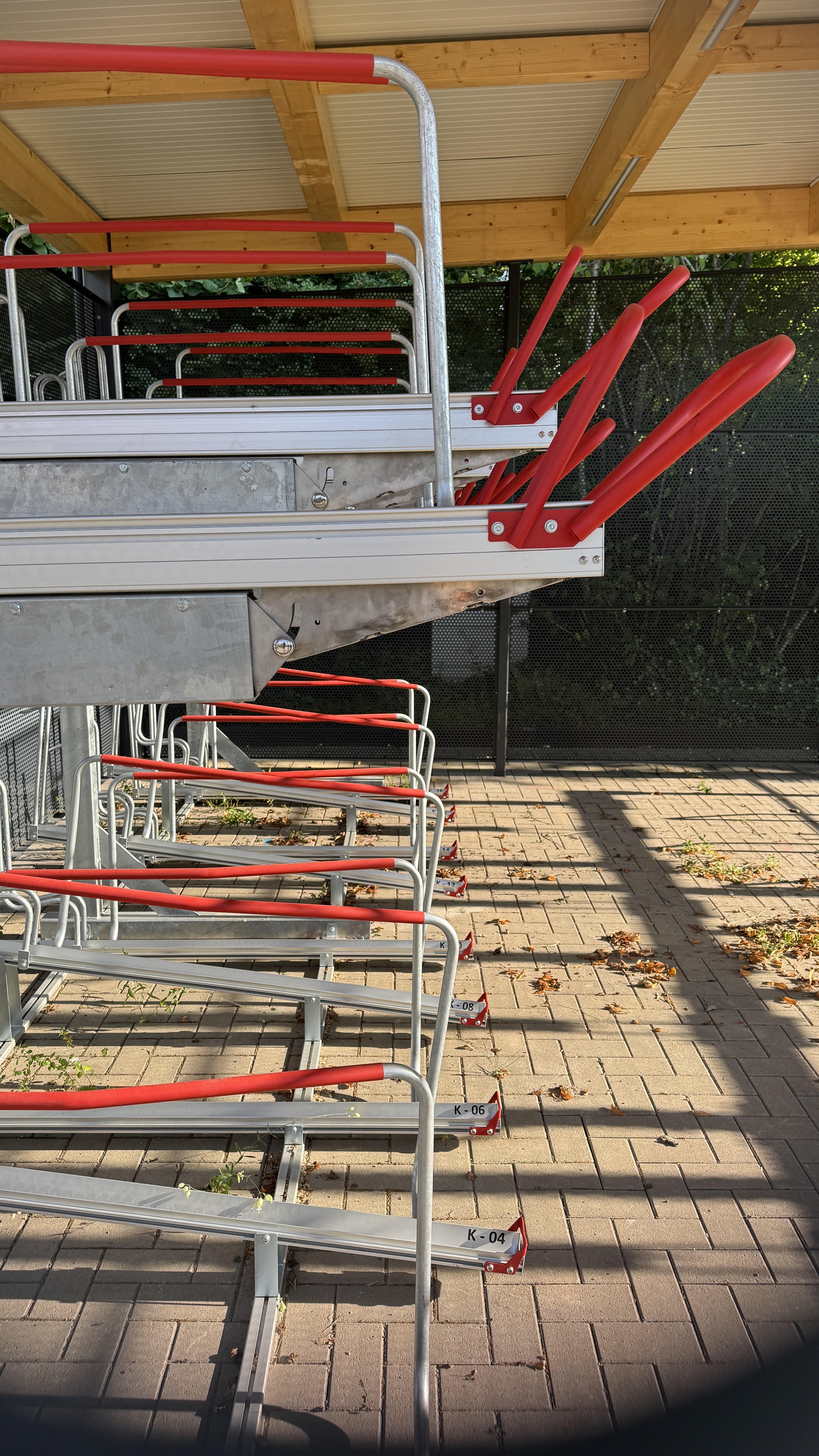 20250812 Fahrradabstellanlage Bahnhof MZ (c) Folak (6).JPG