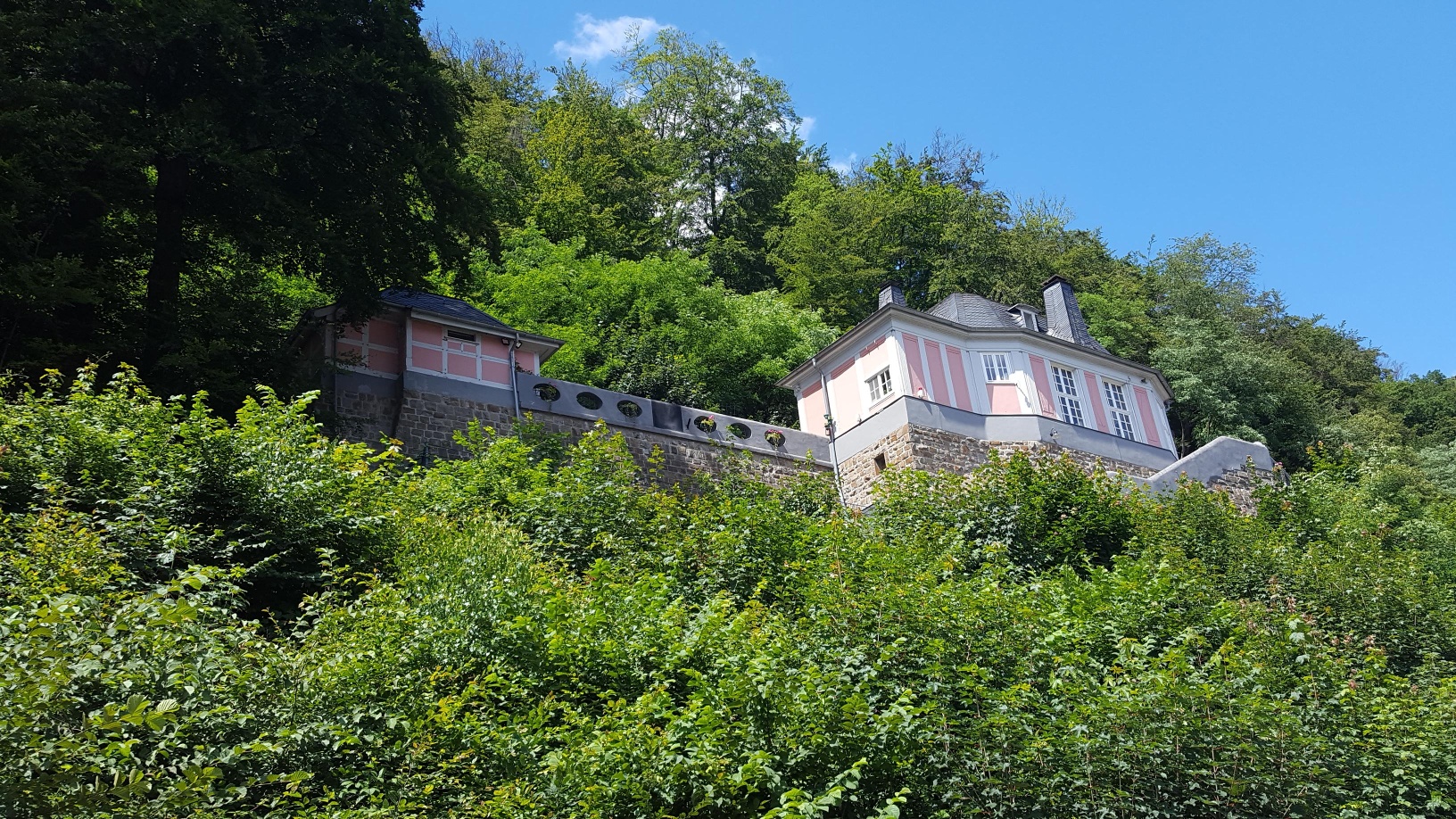 Ehemaliger Haltepunkt der Plettenberger Kleinbahn Ehemaliger Haltepunkt der Plettenberger Kleinbahn