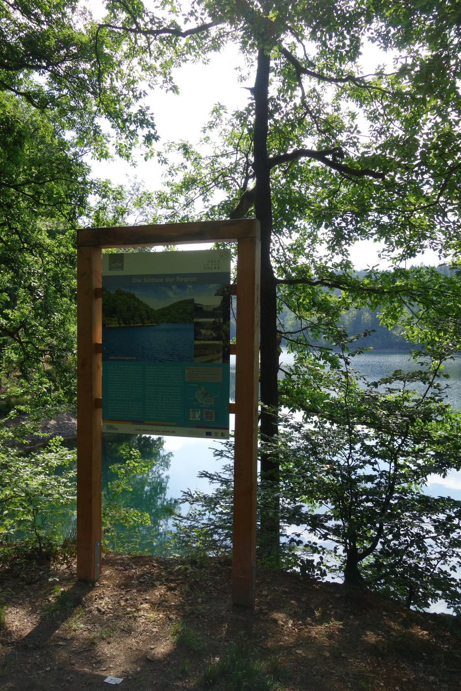 Infotafel an der Jubachtalsperre Infotafel an der Jubachtalsperre