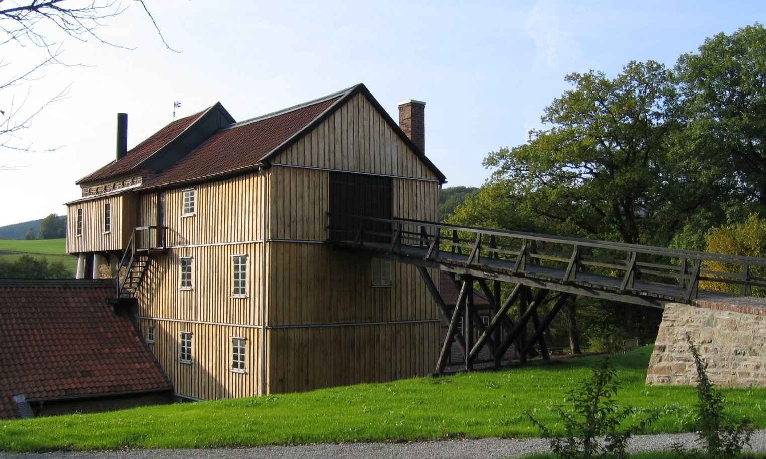 Rückansicht der Luisenhütte Rückansicht der Luisenhütte